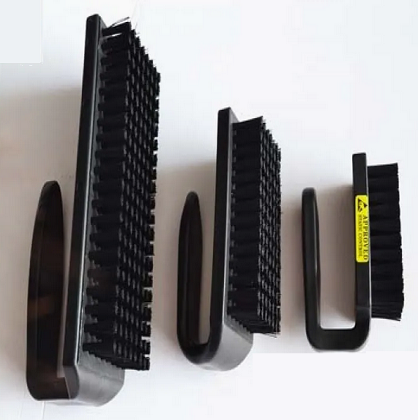 Щетка LEENOL LN-1612110 антистатическая, 92 мм