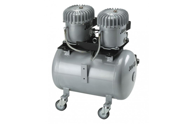 Компрессор масляный JUN-AIR 12-40