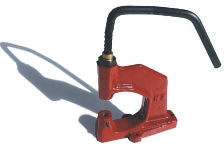 Пробивной штамп и наковальня для кнопки М 7804.805