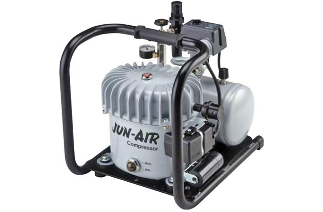 Компрессор масляный JUN-AIR 6-4