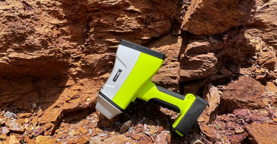 Портативный рентгенофлуоресцентный анализатор руды I-CHEQ